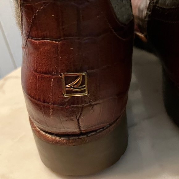 Sperry Brown and Gray Quilted Knee-High Boots - Picture 9 of 12